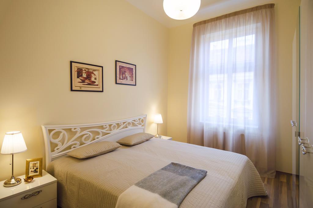 Apartment Za Poricskou Branou Прага Экстерьер фото